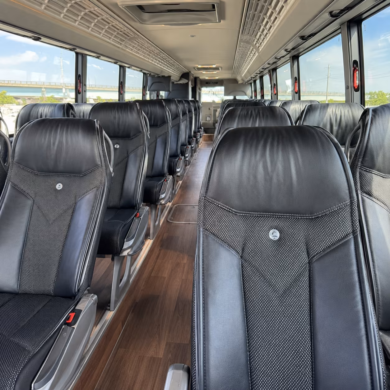 amherst charter bus rentals for long distance university group travel