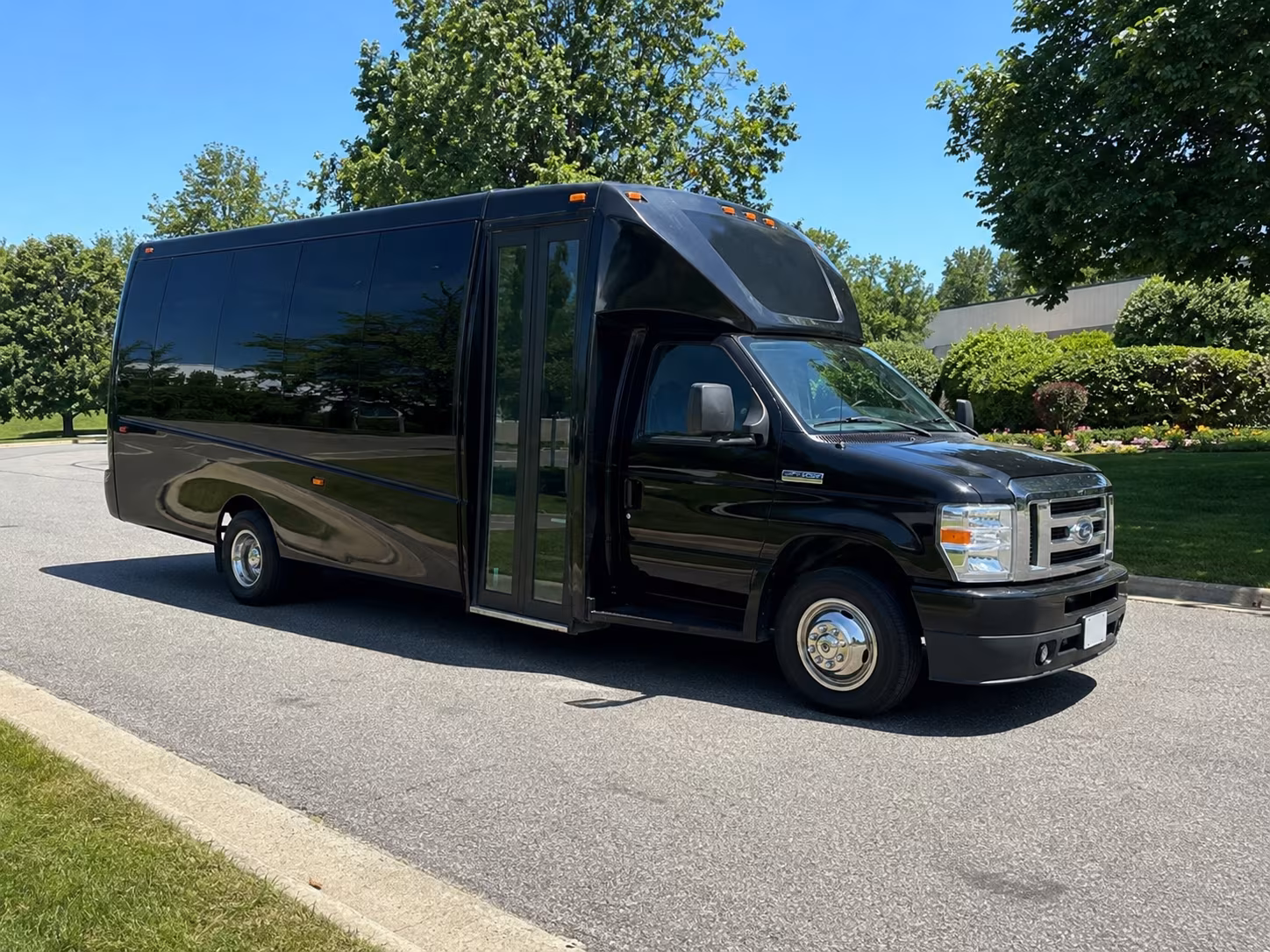 tanglewood pioneer valley music festivals party bus rental