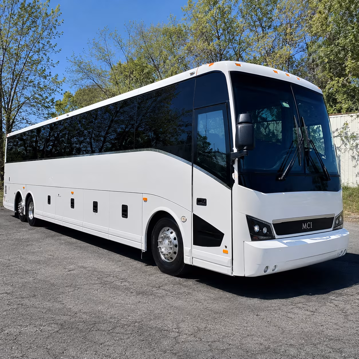 umass amherst campus employee shuttle buses